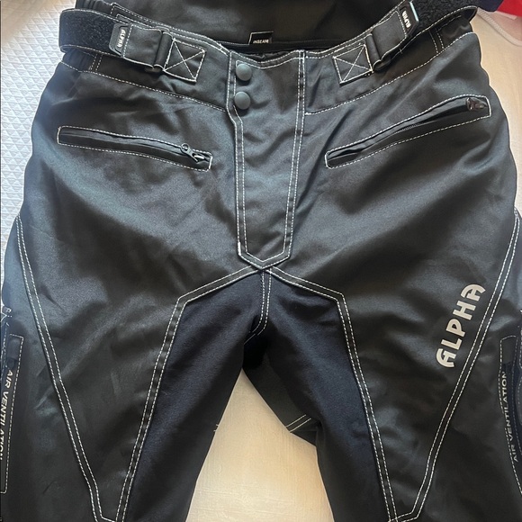 Black Men's Cargo Pants - Picture 1 of 9
